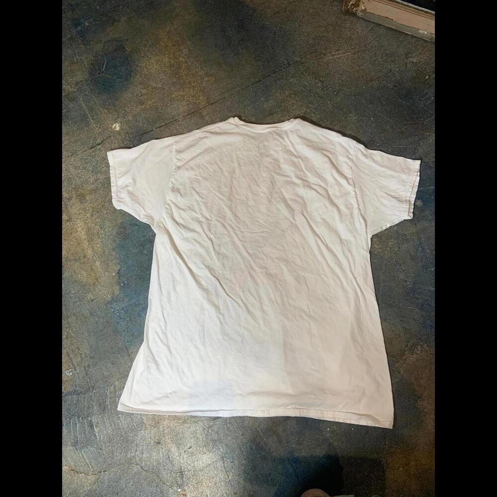 Dolly Parton PreOwned White XXL Shirt - Picture 3 of 3